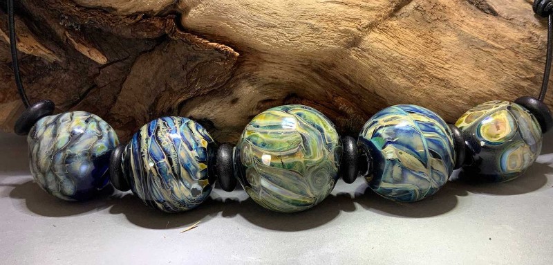 Ocean-currents-blown-glass-hollow-beads-flow-studio-designs-diane-brinton Ocean-currents-blown-glass-hollow-beads-flow-studio-designs-diane-brinton