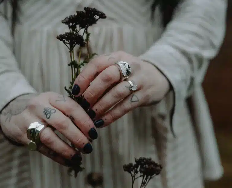 273b05 0326b904d514490699ebb822abcd1bc1mv2 768x621