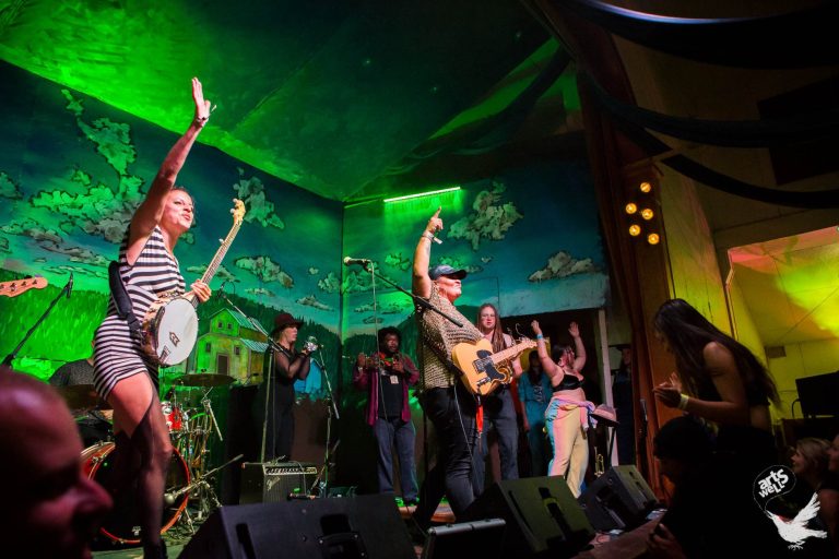 299797695 721585002590850 464558479068116077 n 768x512