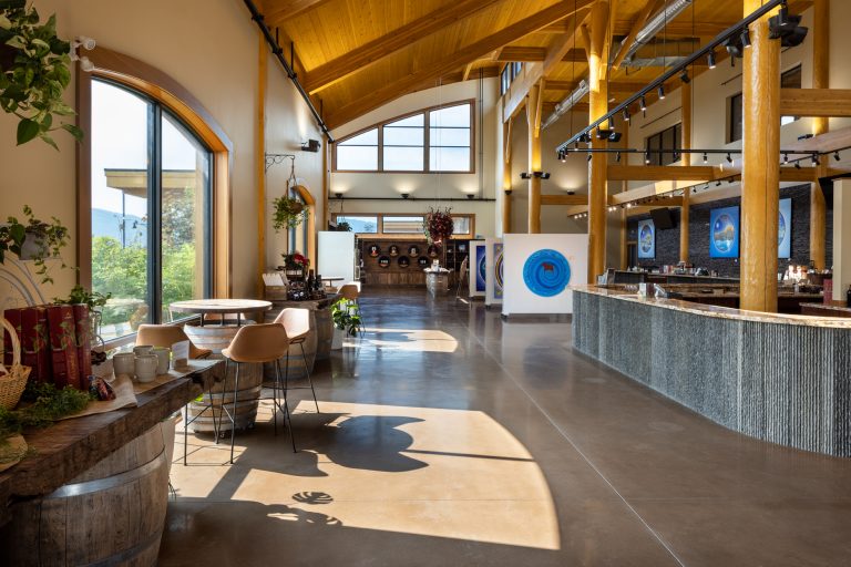 Grizzli Tasting room and wine lounge 768x512