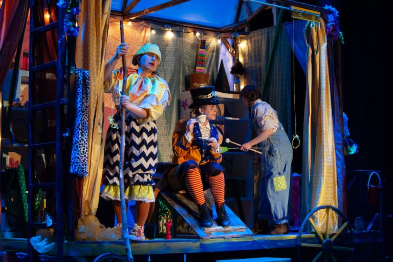 Holy Mo 17 1 768x511