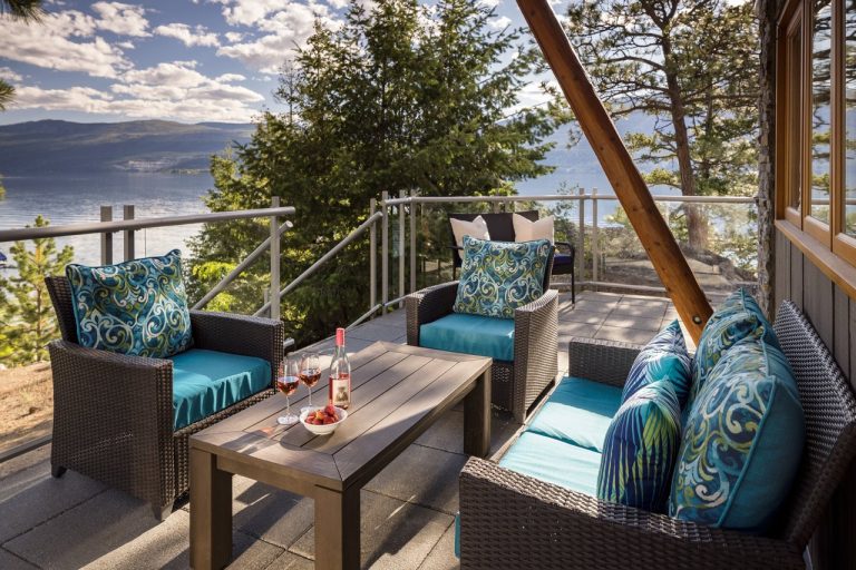 Outback COMP46 medium 768x512