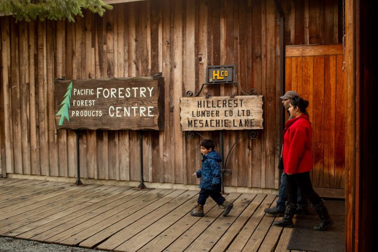 TCS Purchased Imagery WEB QUALITY 22 1 2048x1365 1 768x512