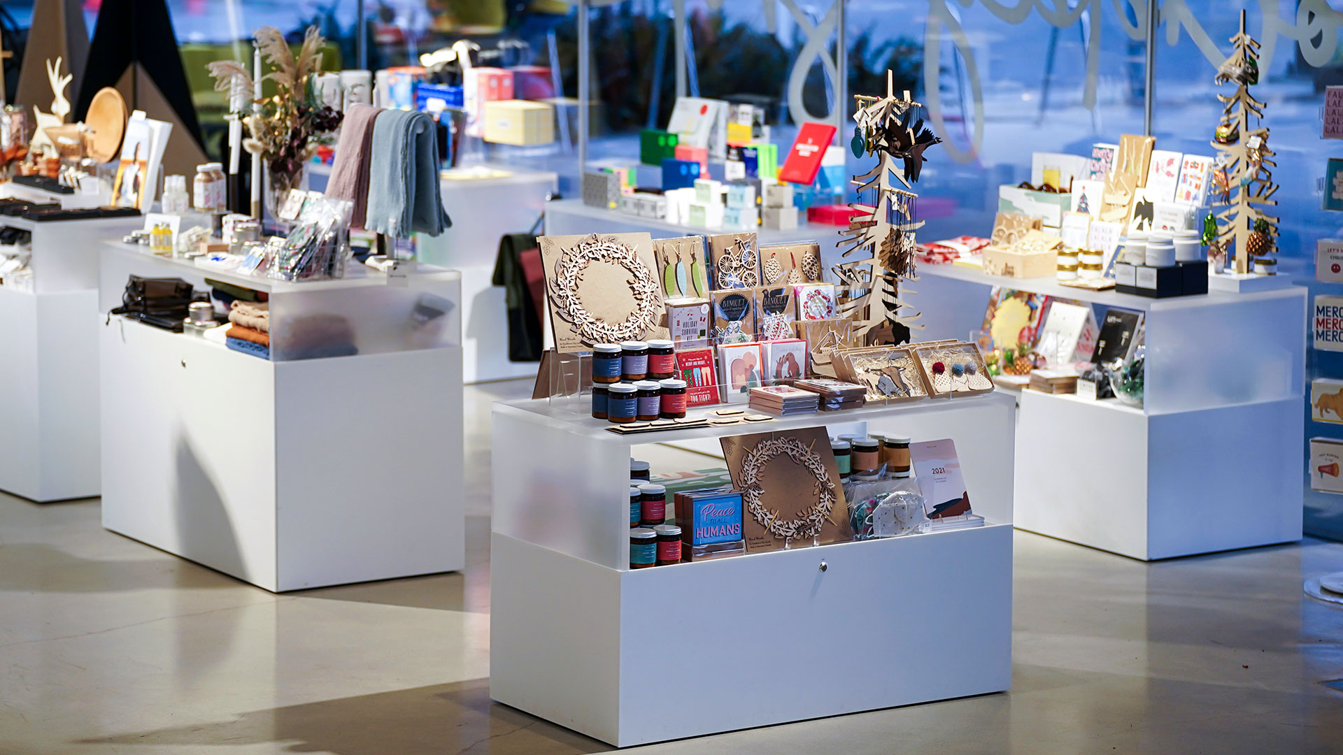 Polygon Gallery, Lower Lonsdale